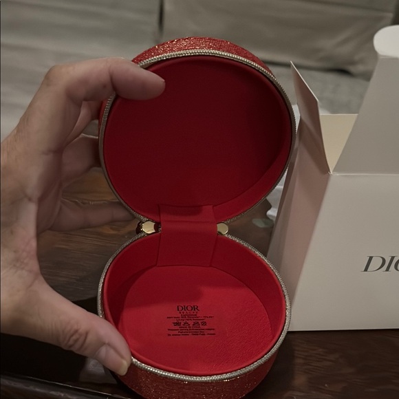 Dior Red Cosmetic Bag with Gold Logo 2025 Lunar with box - Picture 2 of 3